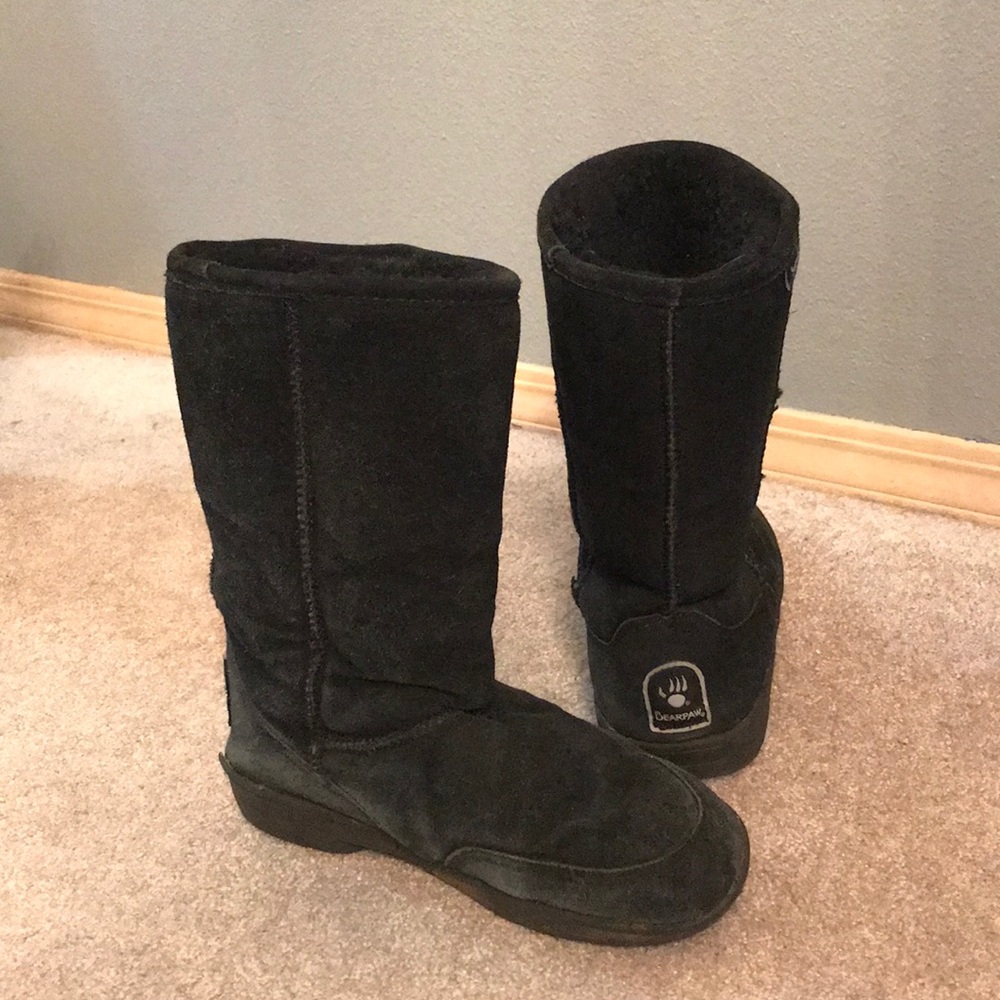 Bearpaw boots black ugg style